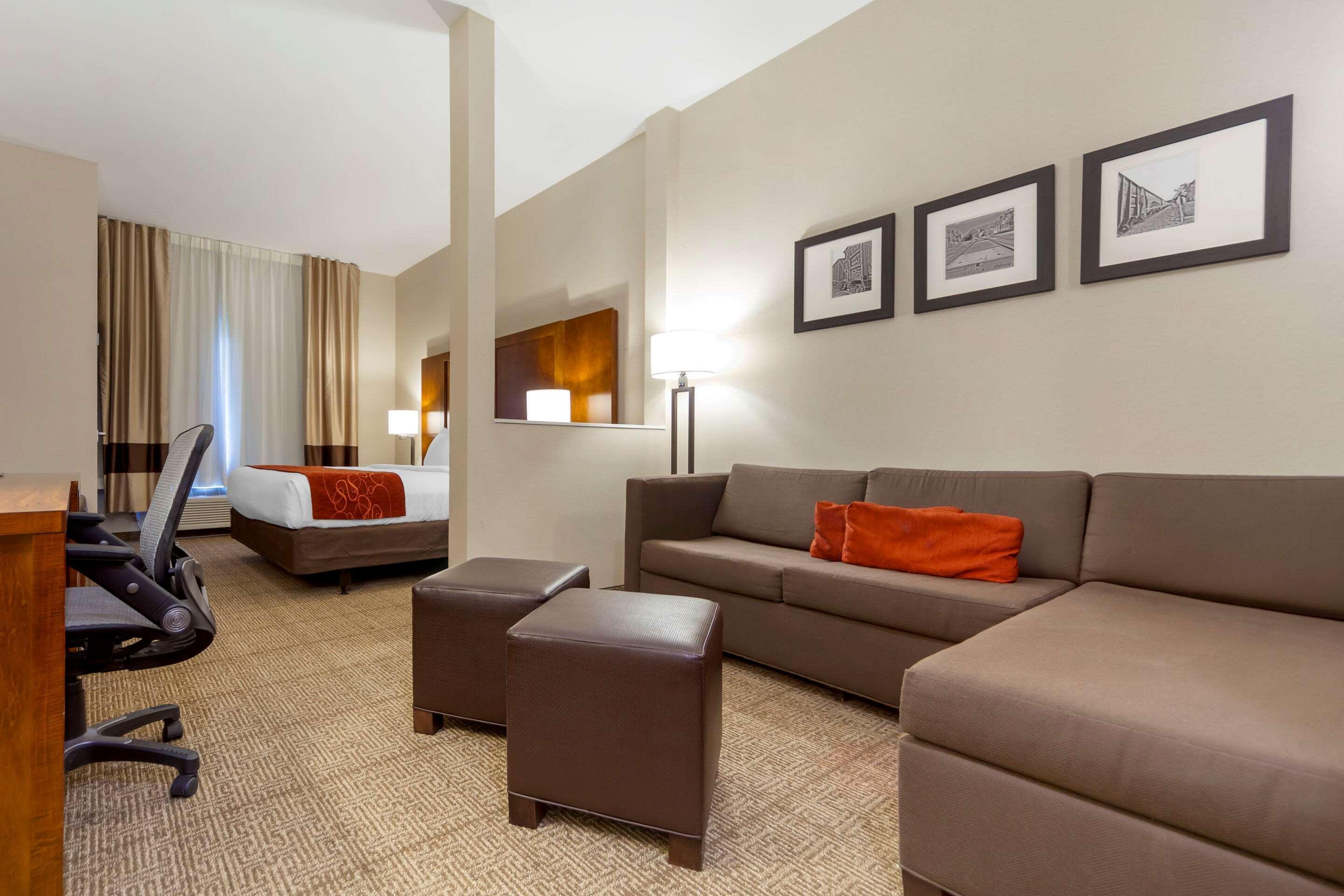 Comfort Suites La Vista Bagian luar foto