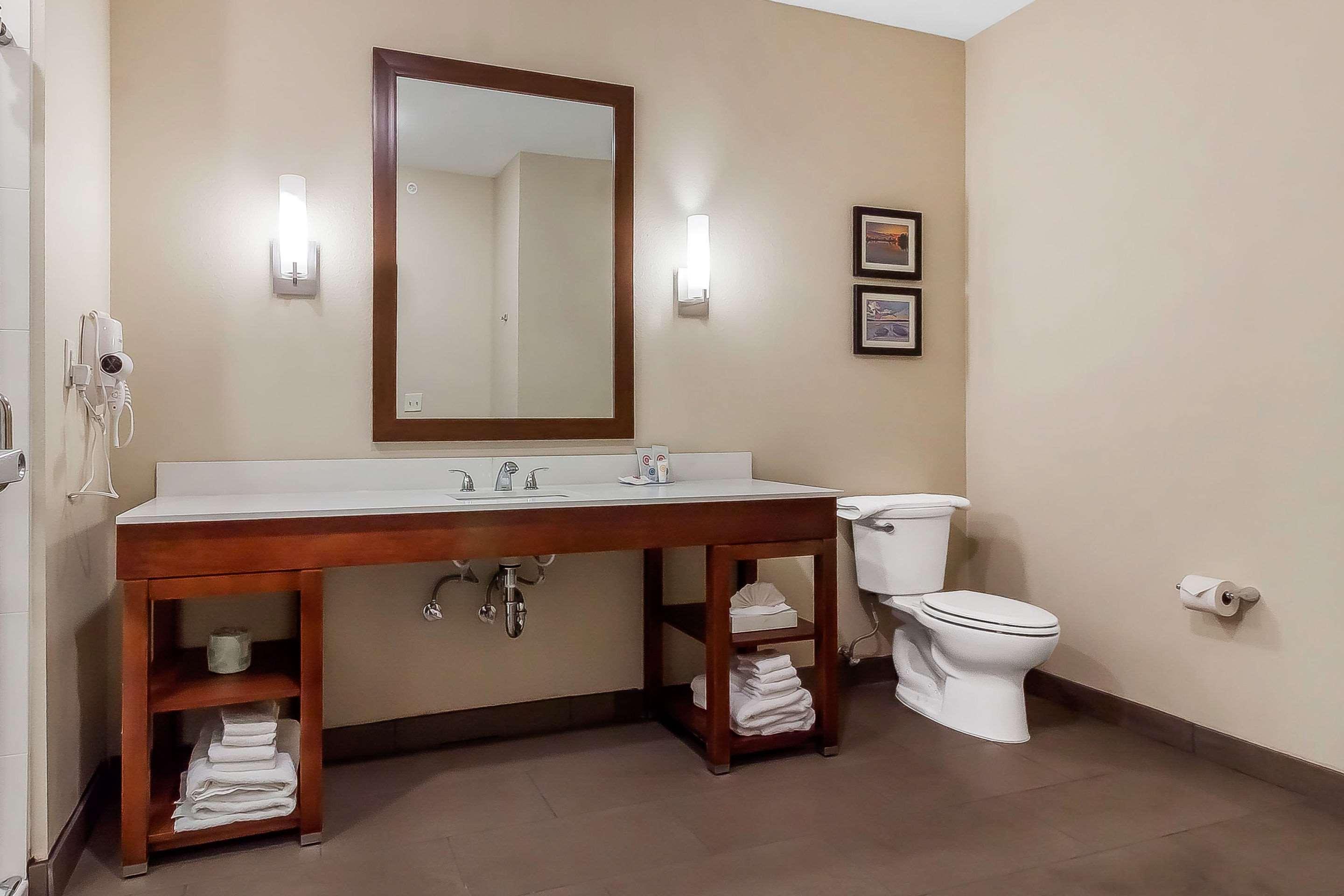 Comfort Suites La Vista Bagian luar foto
