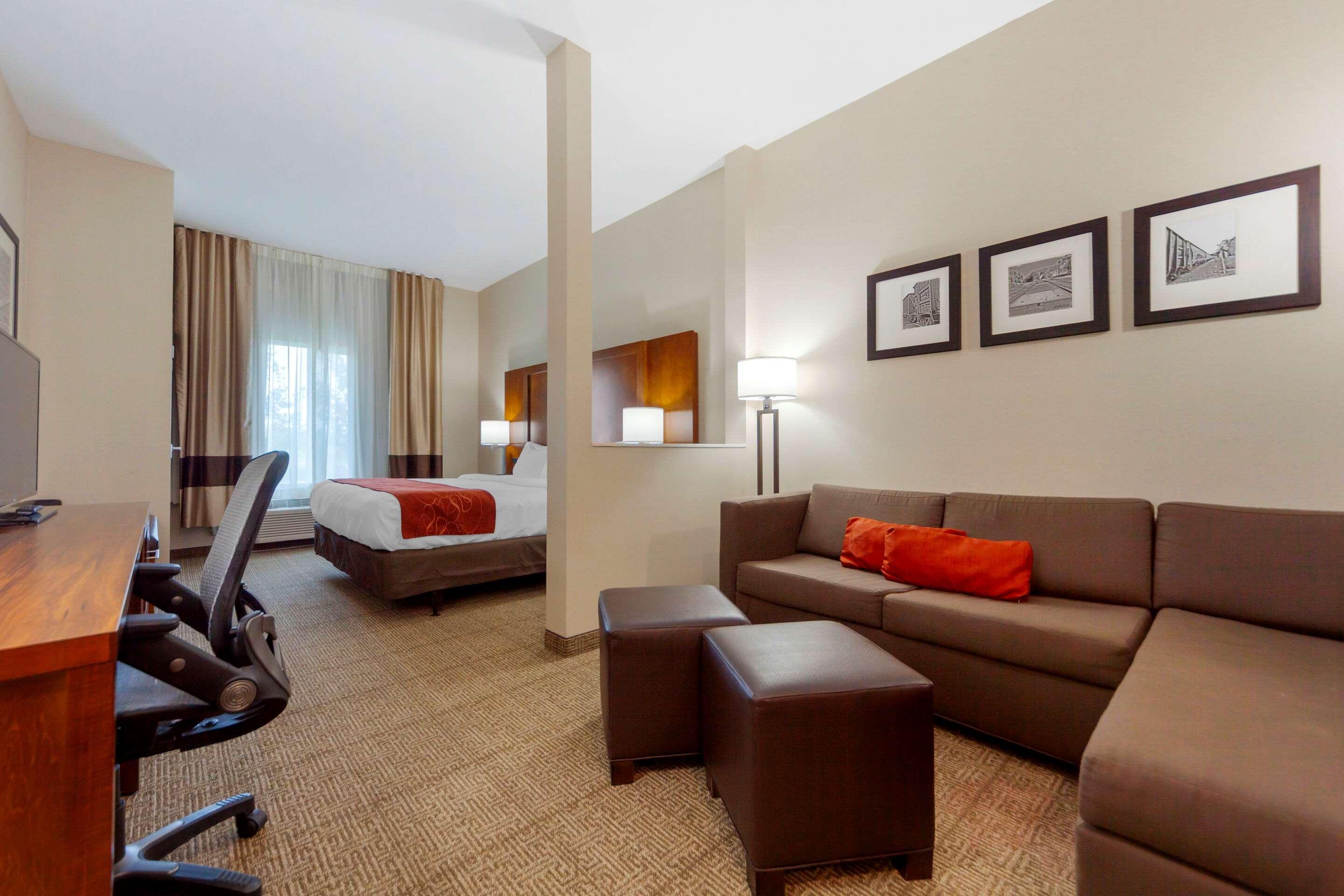 Comfort Suites La Vista Bagian luar foto