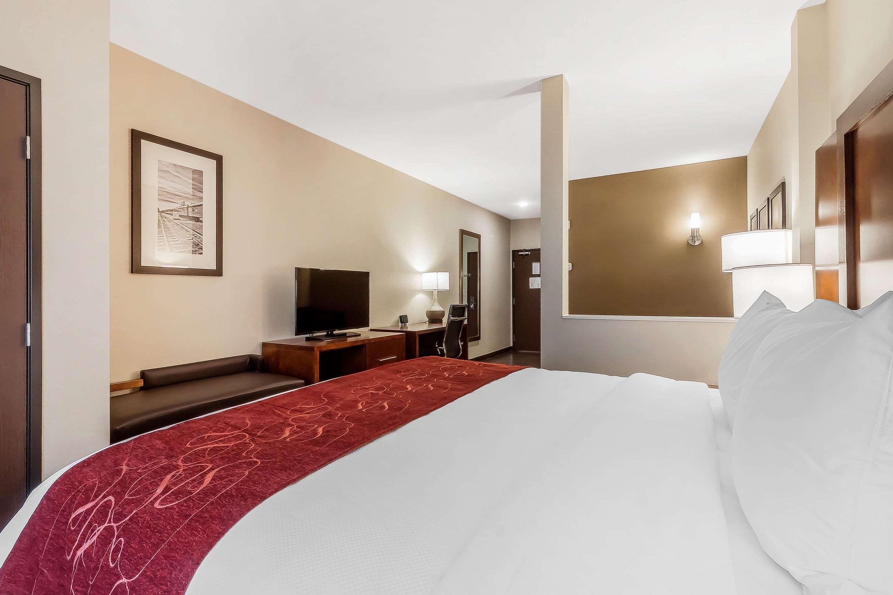 Comfort Suites La Vista Bagian luar foto