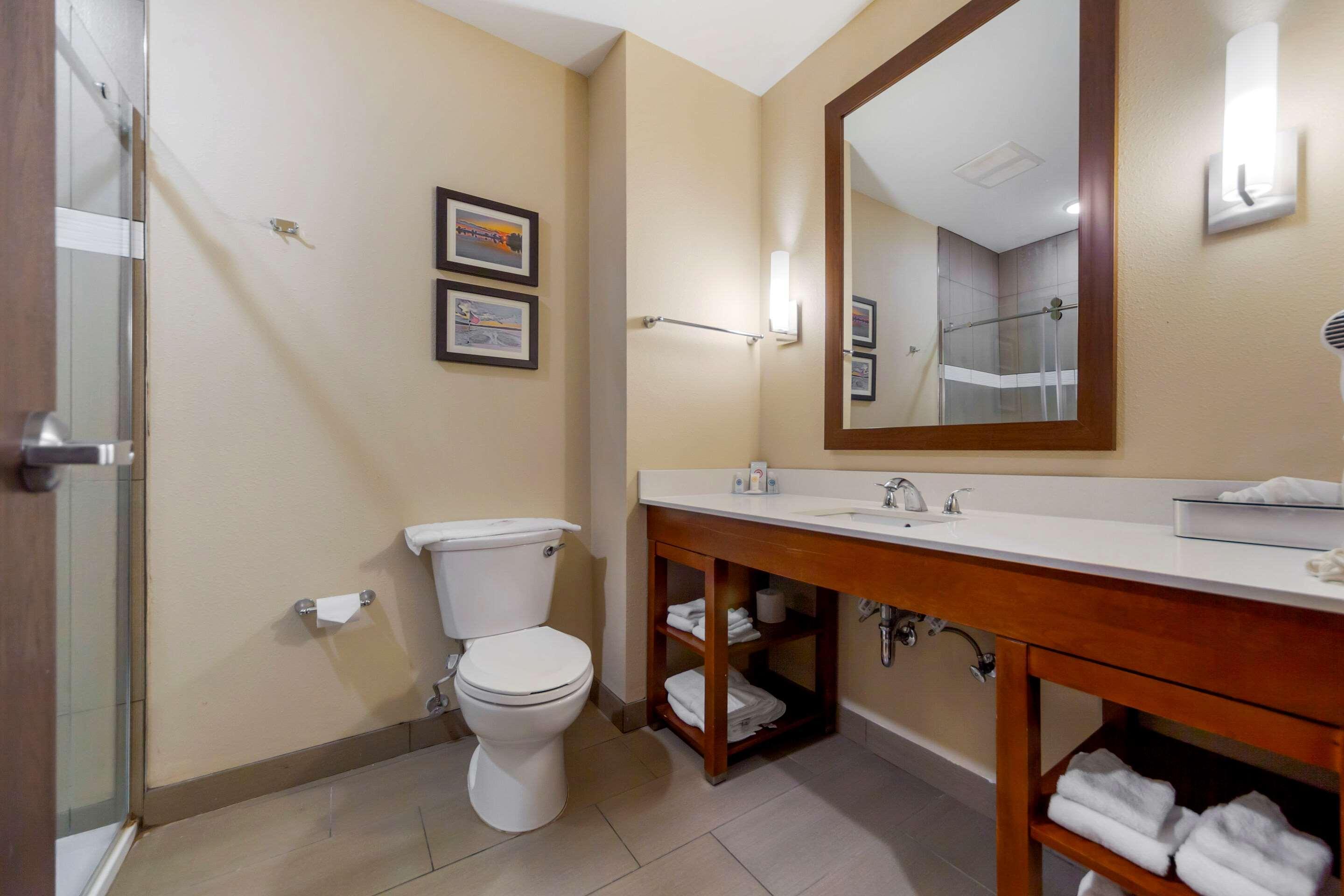 Comfort Suites La Vista Bagian luar foto