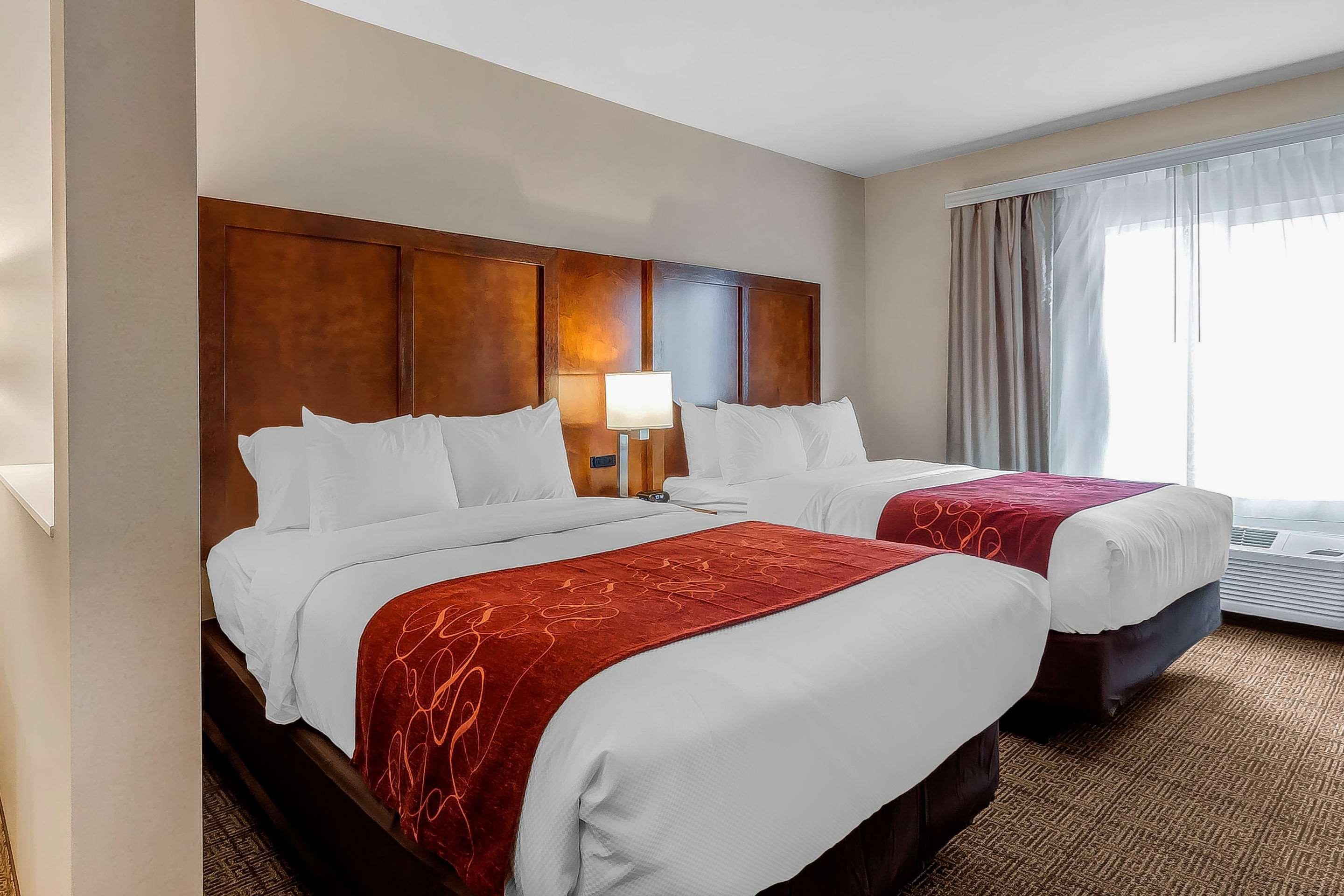 Comfort Suites La Vista Bagian luar foto