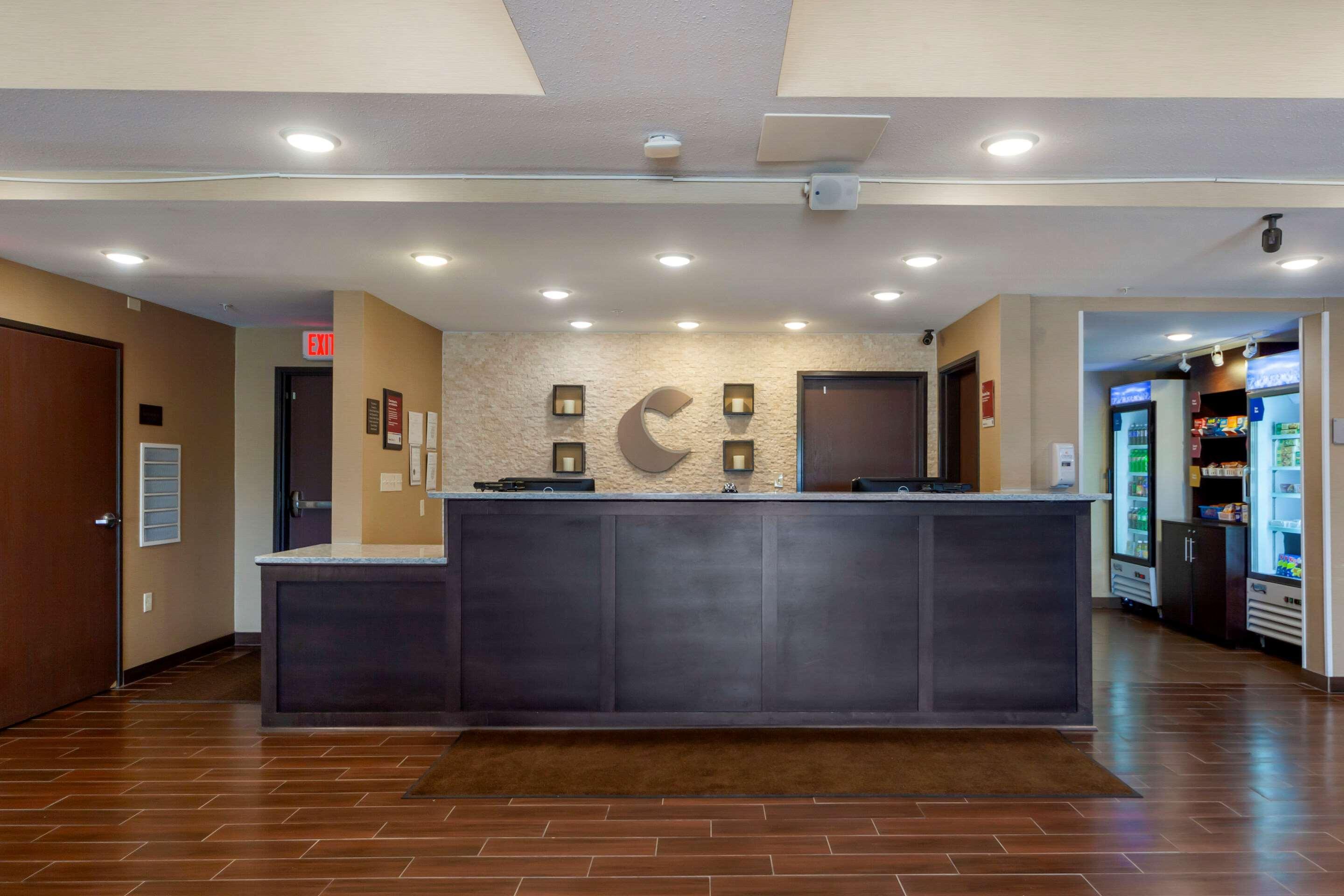 Comfort Suites La Vista Bagian luar foto
