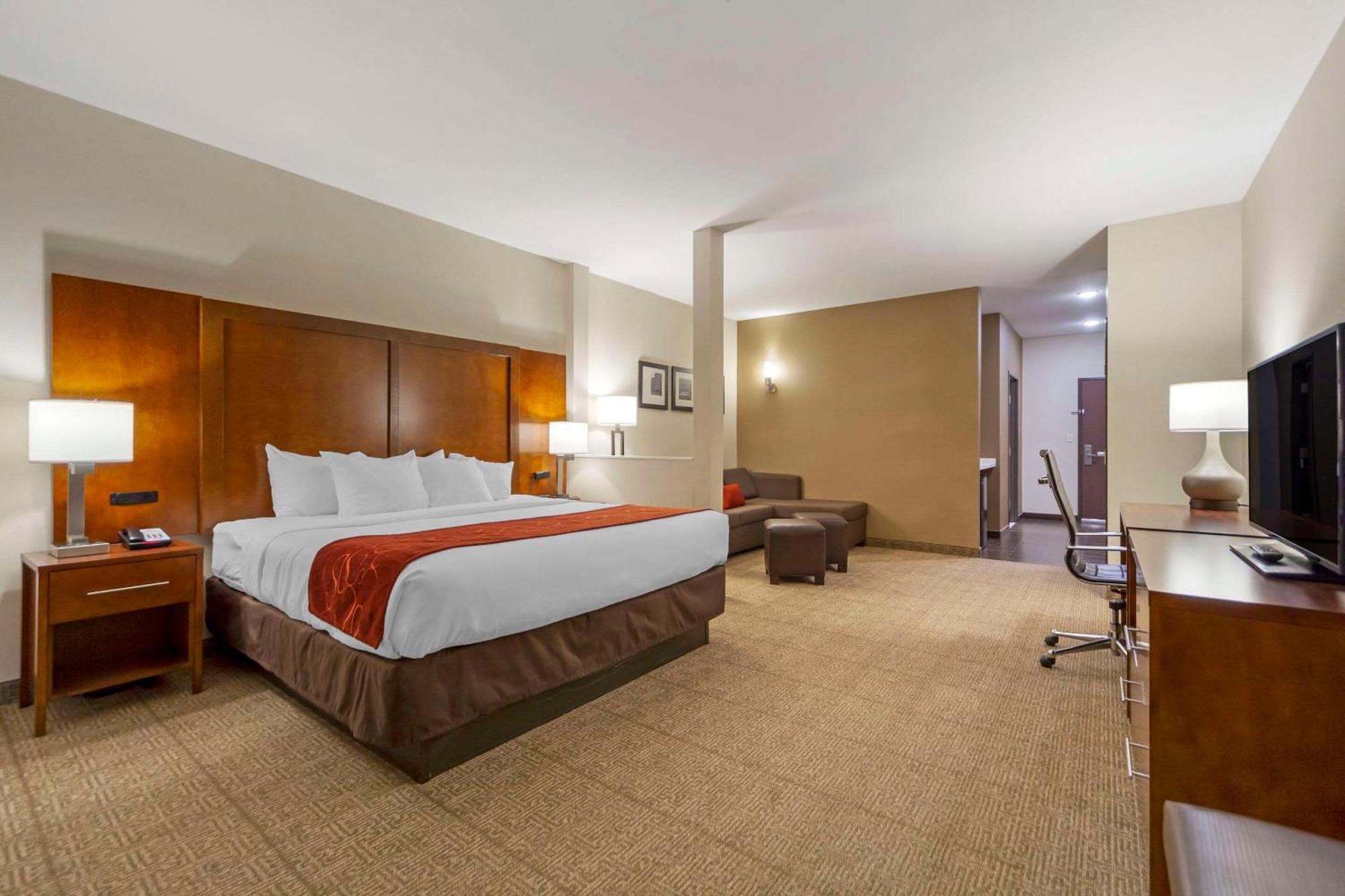 Comfort Suites La Vista Bagian luar foto