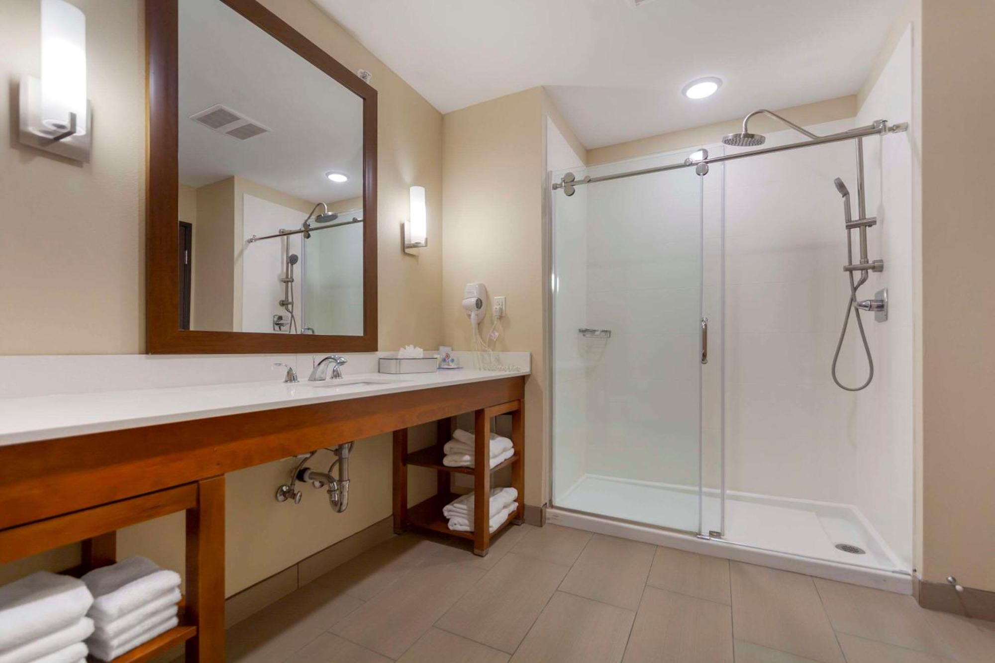 Comfort Suites La Vista Bagian luar foto